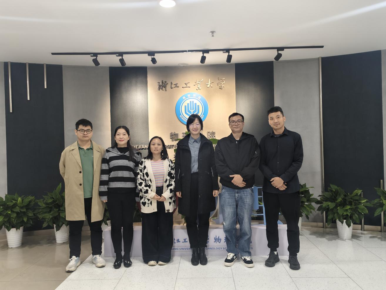 1761529816252037.png 图片111111.png